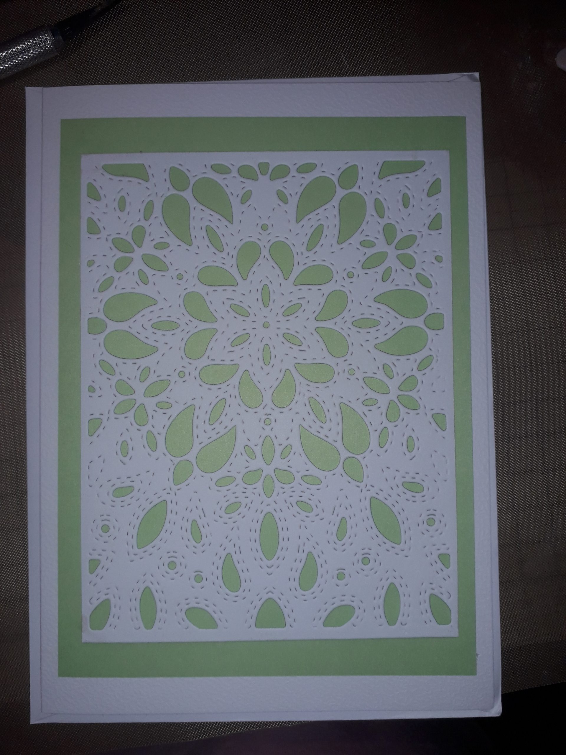 2019-06-26 22.06.11 Birch Press, Fiori in lime (C)